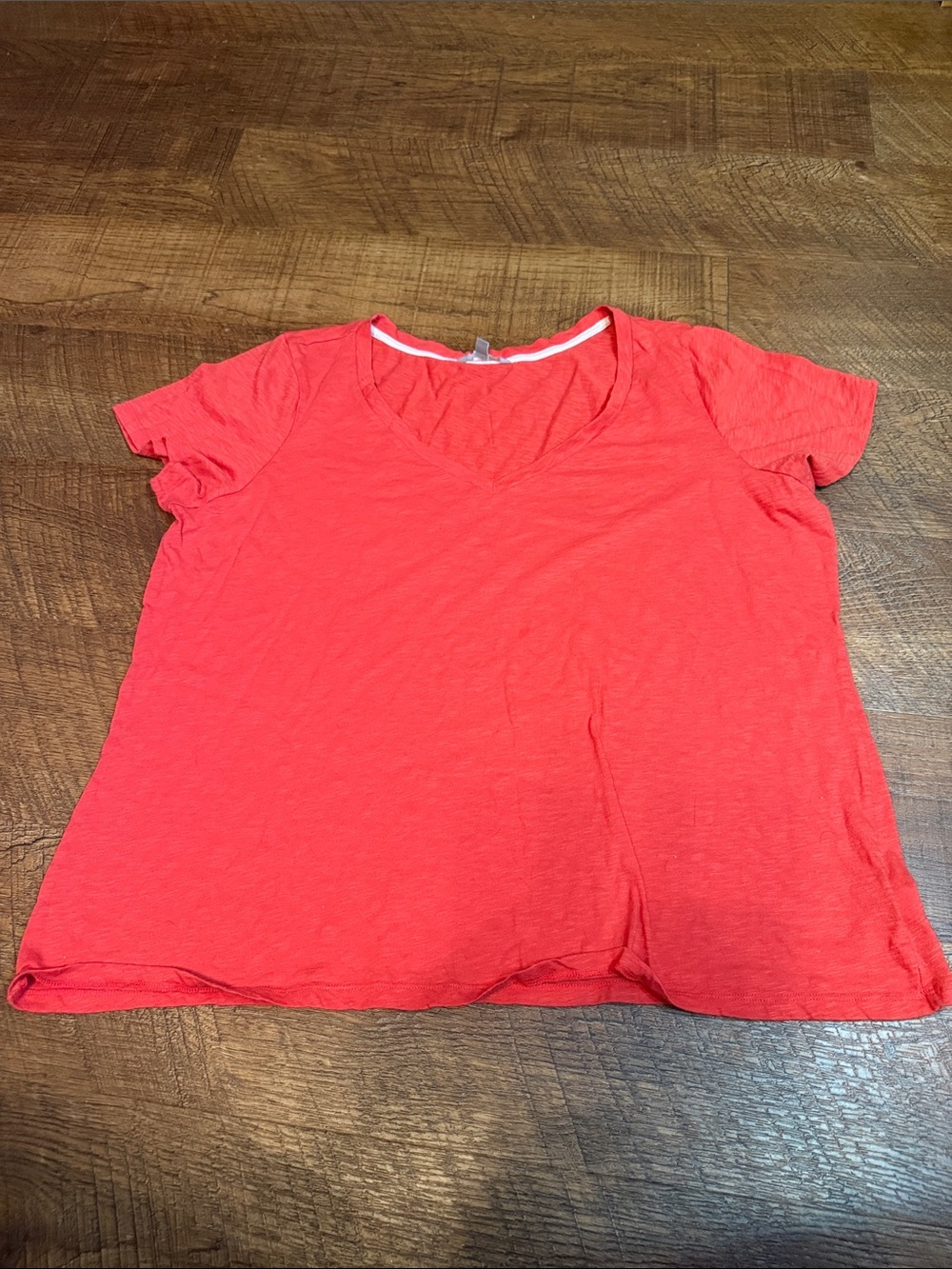 LOVESICK Coral Red Slub Knit V Neck Short Sleeve Tee Size 3 Plus